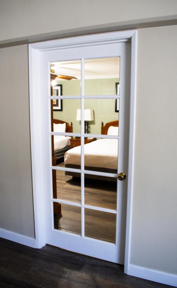 One-Bedroom Suite with Two Queen Beds - Non-Smoking